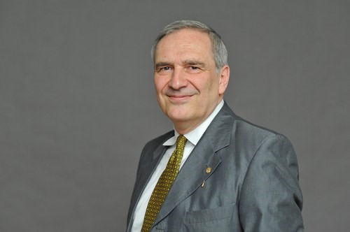 Prof. Fleischmann
